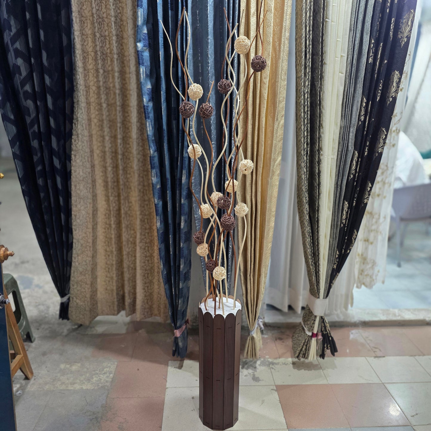 5 in 1 Ball Wooden Curly Sticks
