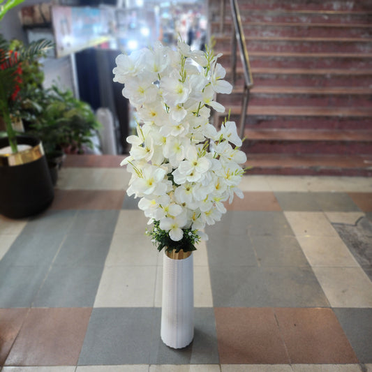 Gladiolus in Cylinder Pot 4ft